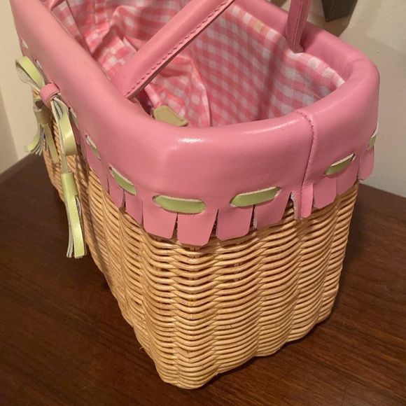 Clever Carriage Company-wicker & leather trim handbag - Picture 4 of 6